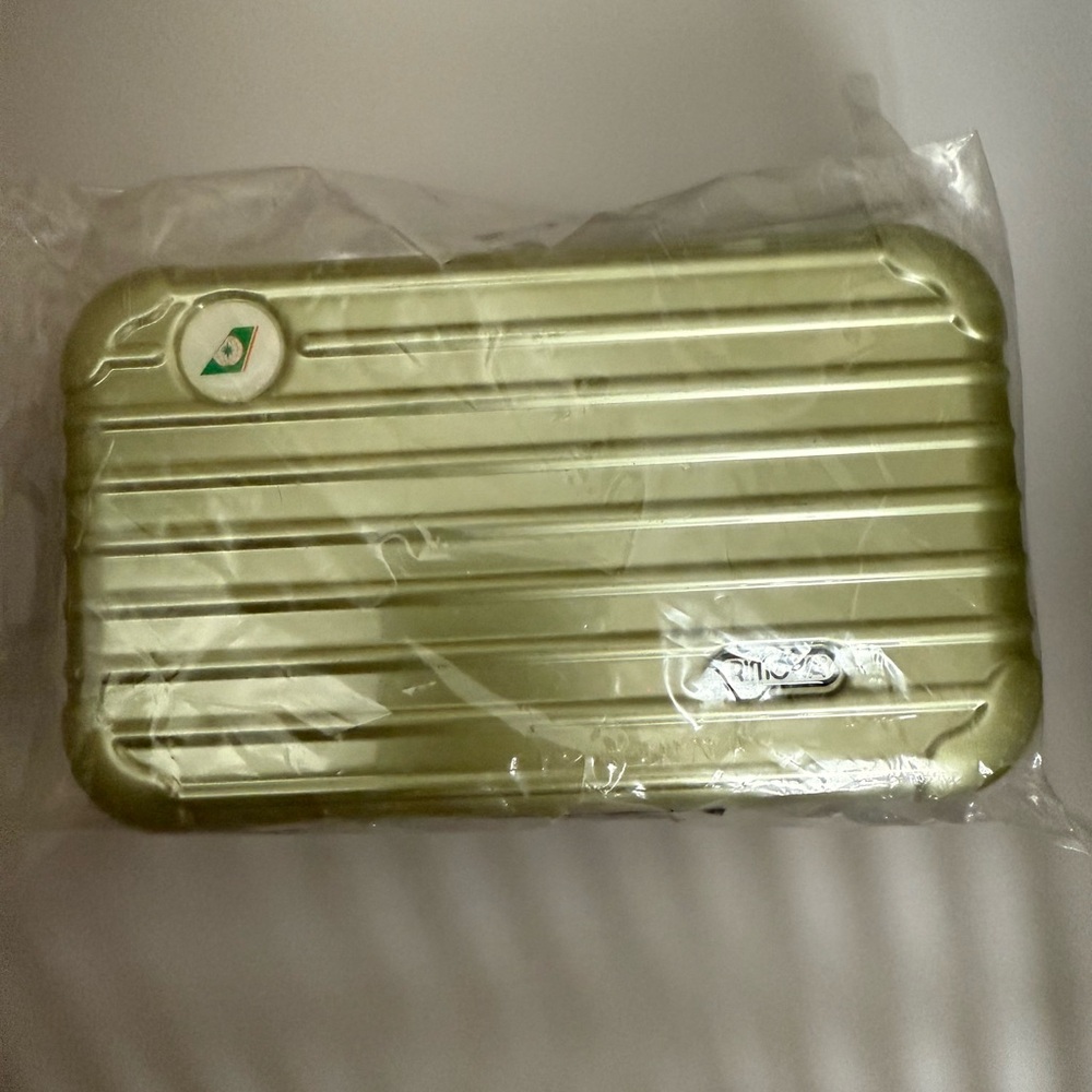 RIMOWA EVA AIR AMENITY CASE BRAND NEW